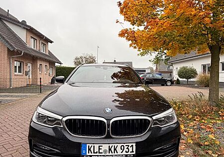 BMW 530d xDrive Touring A -