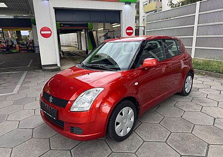 Suzuki Swift 1.3 Klima 5 Türig 1 Hand