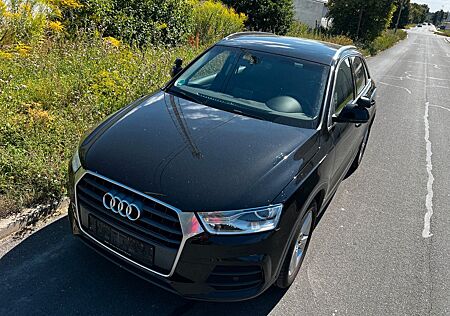 Audi Q3 2.0 TDI Fahrschulauto zertifiziert, checkh,