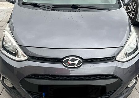 Hyundai i10 1.0 YES! Silver YES! Silver