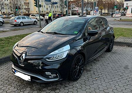 Renault Clio ENERGY TCe 220 EDC R.S. Trophy R.S. Trophy