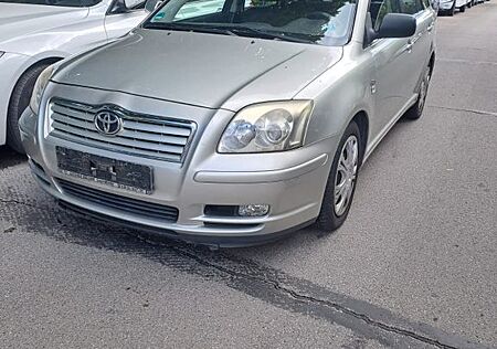 Toyota Avensis Combi 2.0 D-4D