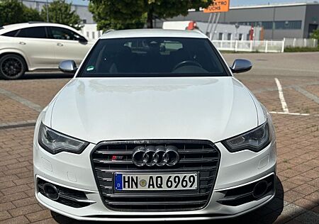 Audi S6 4.0 TFSI quattro S tronic Avant -