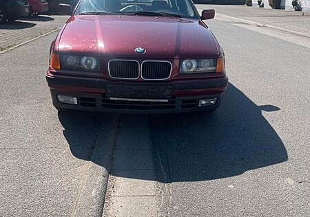 BMW 325