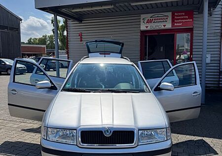 Skoda Octavia Combi Tour