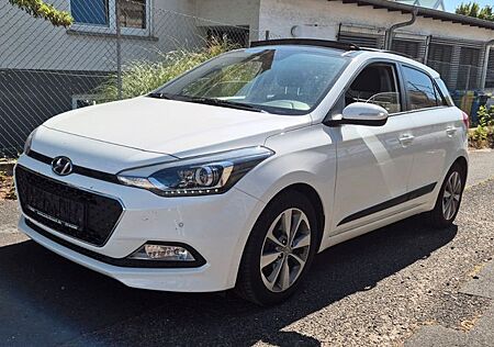 Hyundai i20 Style/1.4 DIESEL/EURO6/PANORAMA