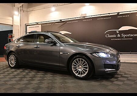Jaguar XF 2.0d PRESTIGE / TOIT PANO / CAMERA / FULL