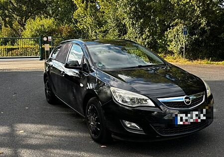 Opel Astra Sports Tourer TÜV/AHK guter Zustand