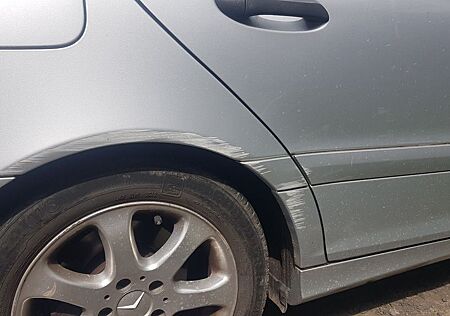 Mercedes-Benz C 180 KOMPRESSOR T CLASSIC Classic