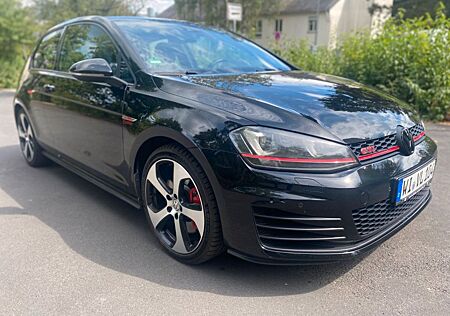 VW Golf Volkswagen 2.0 TSI DSG BMT GTI Performance GTI Per...