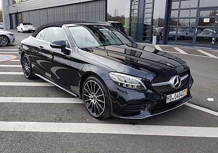 Mercedes-Benz C 300 Cabrio AMG Line schwarz