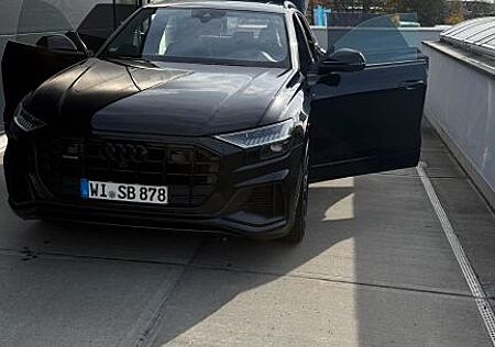 Audi Q8 50 TDI quattro tiptronic -