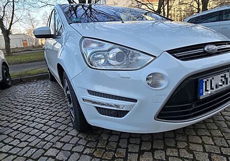 Ford S-Max 2,0 TDCi 120kW DPF Titanium S / HU 03/2027