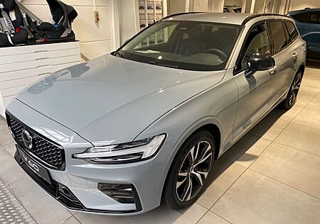 Volvo V60 B4 Plus Dark -Assist.-Paket-