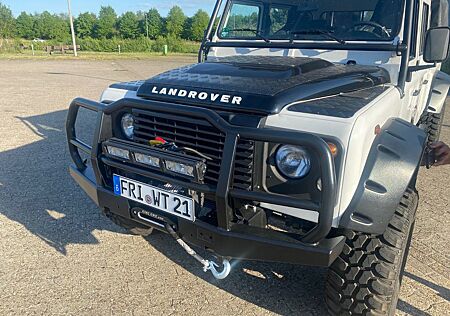 Land Rover Defender 130 6.2 V8 Euro 6 10 Gang