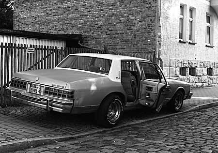 Chevrolet Caprice / Pontiac Parisienne - HU / TÜV NEU