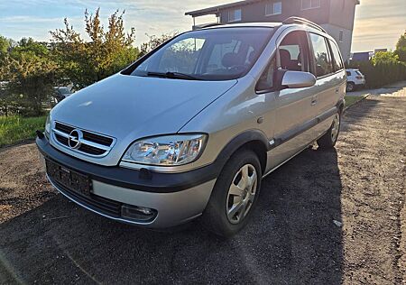 Opel Zafira 1.8 16V Elegance HU04/26