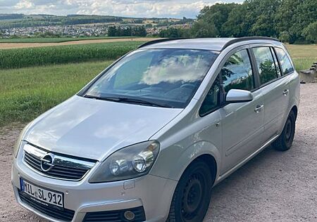Opel Zafira 2.2 - Unser treuer Begleiter