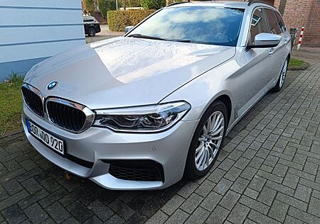 BMW 530d xDrive Touring A -