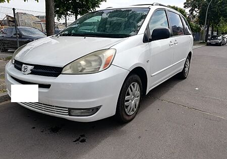 Toyota Sienna 3,3 LPG 8 Sitzer DVD Multimedia FESTPREIS