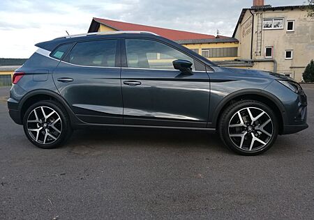 Seat Arona AronaFRShzPdcNaviAluTempoVirt. CockpitSunsettopz