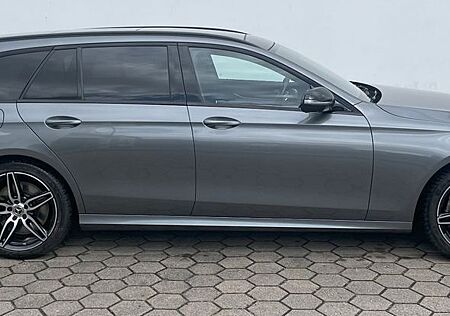 Mercedes-Benz E 400 T4M AMG WIDE, MULTIBEAM, HUD, von privat