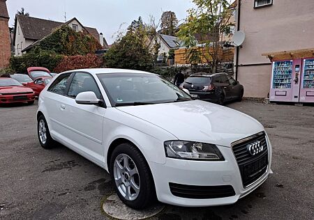 Audi A3 1.6 Attraction *Tüv*Top*