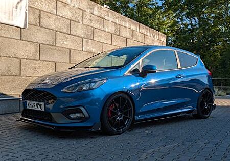 Ford Fiesta gebraucht kaufen Ford Fiesta 1,5 EcoBoost ST mit Styling-Paket ST ...