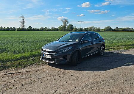 Kia XCeed 1.6 T-GDI DCT Black Xdition