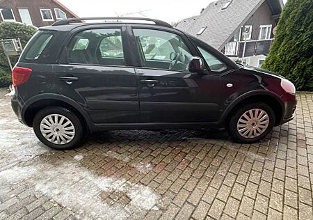 Suzuki SX4 Classic 1.6 VVT 4WD Club Club