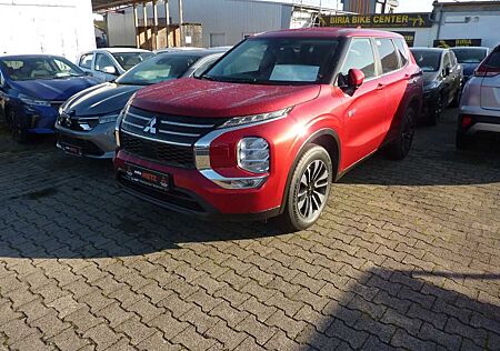 Mitsubishi Outlander PHEV PLUS 4WD 2,4 Standheizung uvm