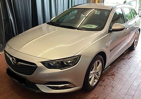 Opel Insignia B Sports Tourer Edition/AHK