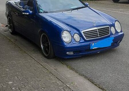 Mercedes-Benz CLK 200 CLK Cabrio 200 KOMPRESSOR AVANTGARDE