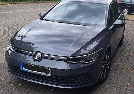VW Golf Volkswagen VIII 1.0 TSI United 110 PS, AHK, Garantie