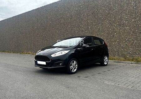 Ford Fiesta "Titanium" | PDC | BLUETOOTH | LM | ALLW