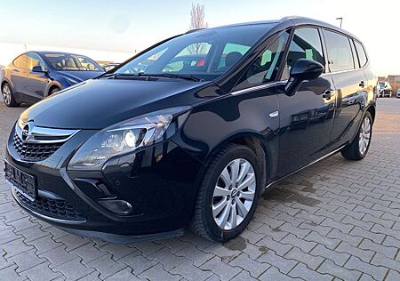 Opel Zafira C Tourer Innovation/NAVI/R-KAM
