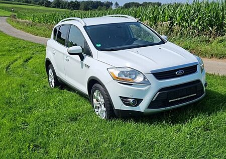 Ford Kuga 2,0TDCi 4x4 103kW Champions Edition Cha...
