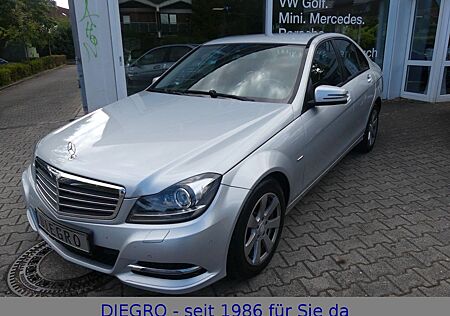 Mercedes-Benz C 180 CGI BlueEfficiency mit Rückfahrkamera