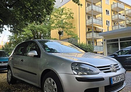 VW Golf Volkswagen V 1.6 | Klimaautomatik | Navi |