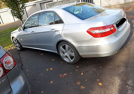 Mercedes-Benz E 350 CDI 4MATIC BlueEFFICIENCY AVANTG. AVAN...