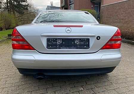 Mercedes-Benz SLK 200 -42.000-