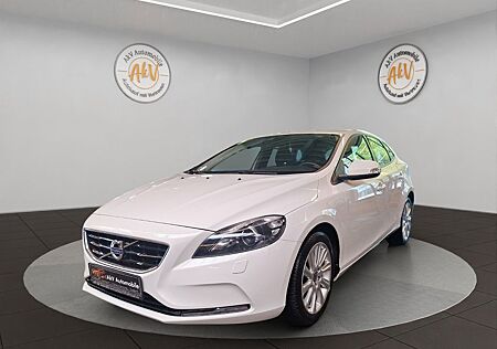 Volvo V40 You!,lückenlos Scheckheftgepflegt,HU/AU neu!