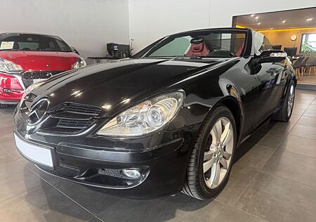 Mercedes-Benz SLK 280 Roadster LEDER NAVI PDC SCHECKHEFT