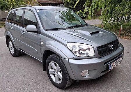 Toyota RAV 4 2.0 D-4D 4x4, 100.000km, neues Service