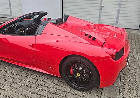 Ferrari 458 Italia Spider / Cabrio- Service und TÜV NEU