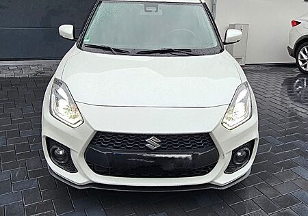 Suzuki Swift 1.4 BOOSTERJET Sport Sport, 8-fach bereift