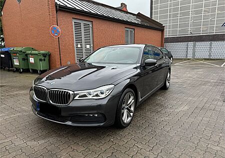 BMW 740d xDrive - Head-up/Soft-close/Massagesitz/ACC