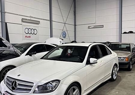 Mercedes-Benz C 200 AMG Line AMG Line