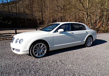 Bentley Continental Flying Spur -