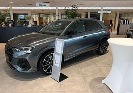 Audi RS Q3 RSQ3 2.5 TFSI S tronic quattro - 285km/h NP90k